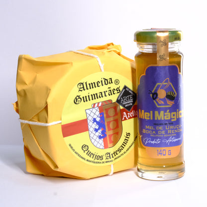 Kit Queijo Parmesão Azeitado 500g + Mel Abelha Nativa Jupará 140g